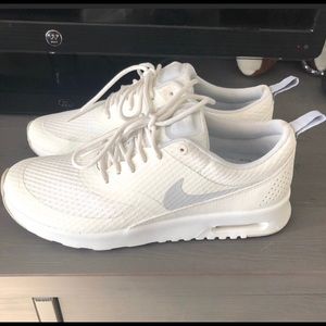 Nike air max Thea size 8